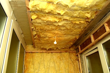 Как сделать потолок на лоджии