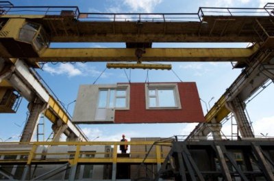 Финансово-строительная компания «Лидер» купит домостроительное предприятия ЛСР в Москве